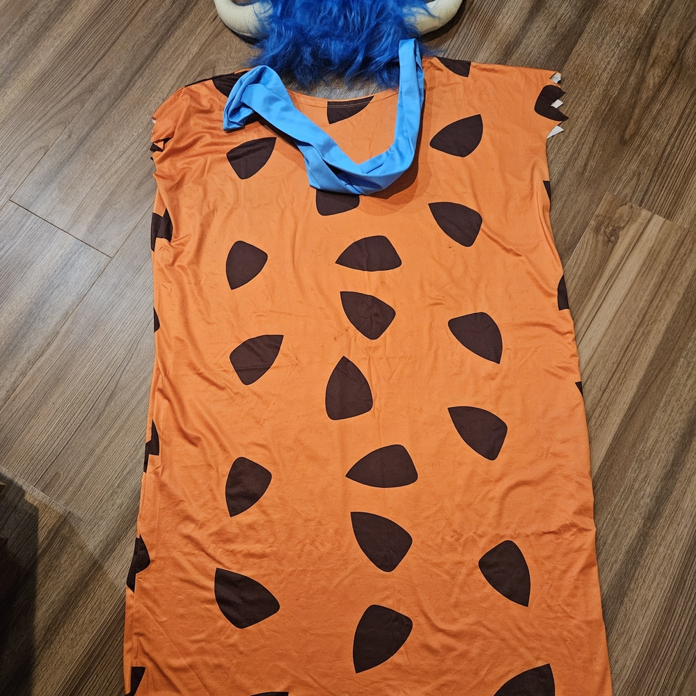Fred Flinstone Costume & Rasta Imposta Wig. Size XXL.
